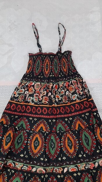 Diğer Elbise etiket m/l beden ama s bedenede olur