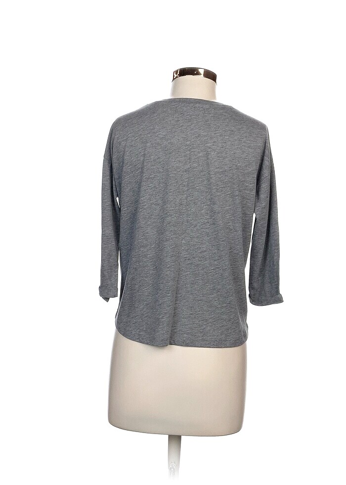 Bershka T-shirt %70 İndirimli. - Görsel 3