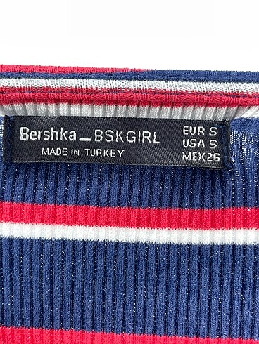 s Beden çeşitli Renk Bershka Kısa Elbise %70 İndirimli.