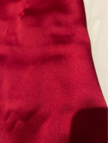 THE LATEST THING arkası çapraz kırmızı mini saten elbise - Görsel 8