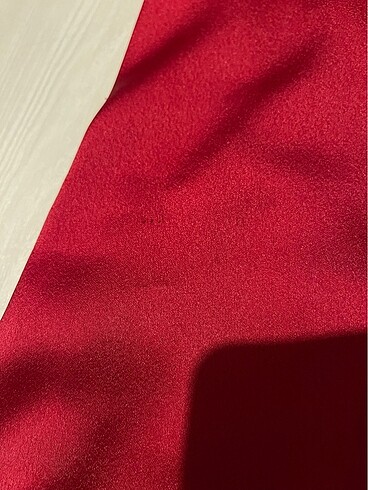 THE LATEST THING arkası çapraz kırmızı mini saten elbise - Görsel 9