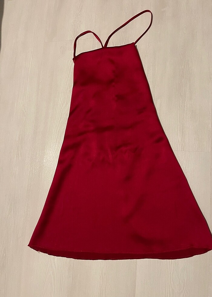 THE LATEST THING arkası çapraz kırmızı mini saten elbise - Görsel 5