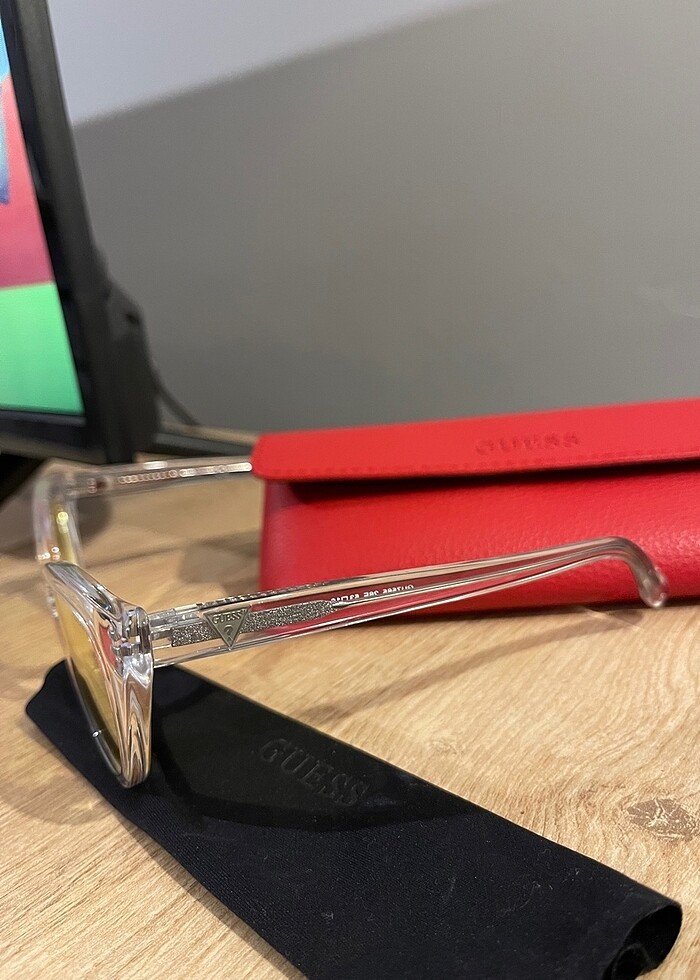 guess cateye sarı gözlük - Görsel 2