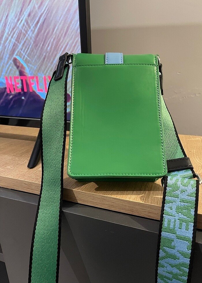 tommy jeans telefon çantası - Görsel 4