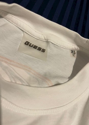 Baskılı Beyaz Guess Kadın Tişört - Görsel 2