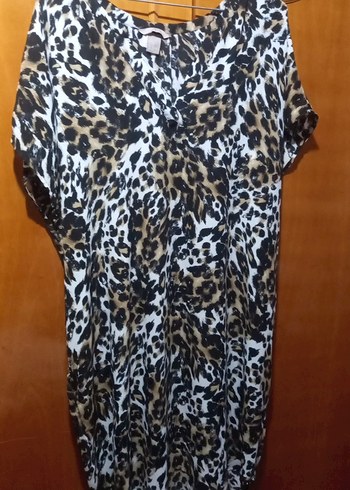 Leopar Desenli V Yaka Kadın Tunik