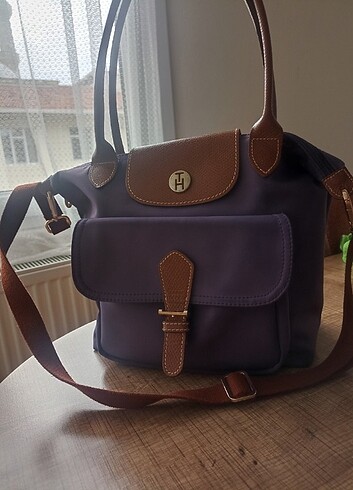 Beden Tommy Hilfiger bayan çanta