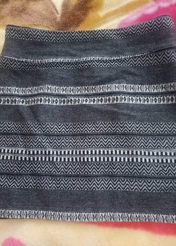 Gri Desenli  etek - Görsel 2