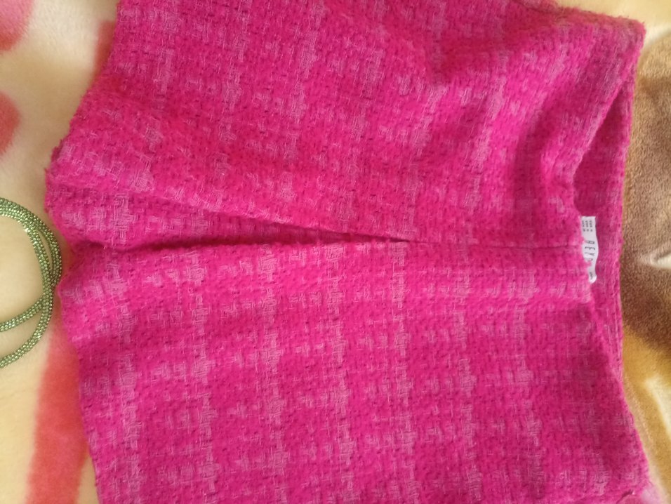 Düğmeli penbe şortlu  etek - Görsel 3