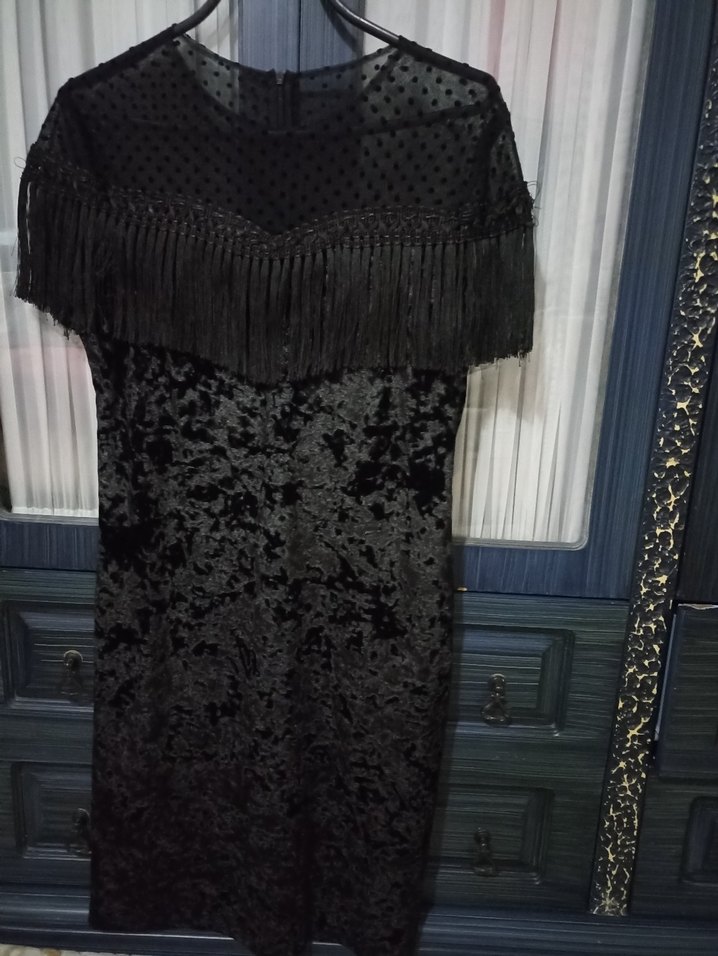 Püsküllü Siyah Gotik Kadın Abiye Elbise - Görsel 2