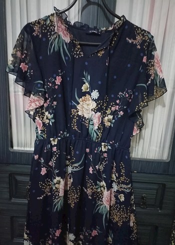 Lacivert Çiçek Desenli Midi Bohem Elbise - Görsel 4