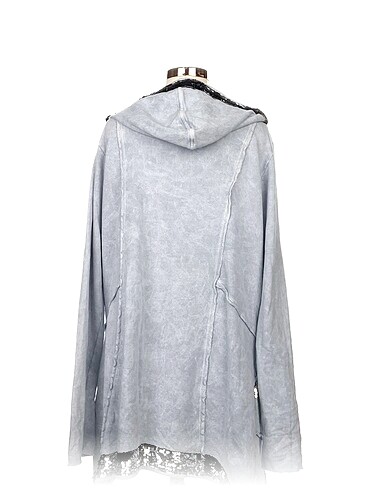 universal Beden Vintage Love Bluz %70 İndirimli.