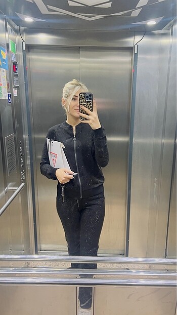 Diğer Taşlı eşofman takımı