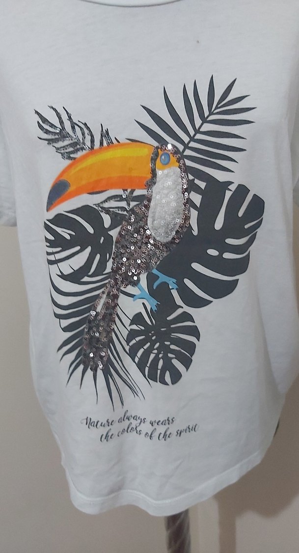 LC Waikiki marka pul payetli kadın Kısa Kollu Tişört - Görsel 3