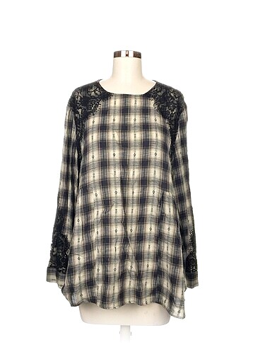 Zara Bluz %70 İndirimli.