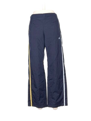 Adidas Eşofman Altı %70 İndirimli.