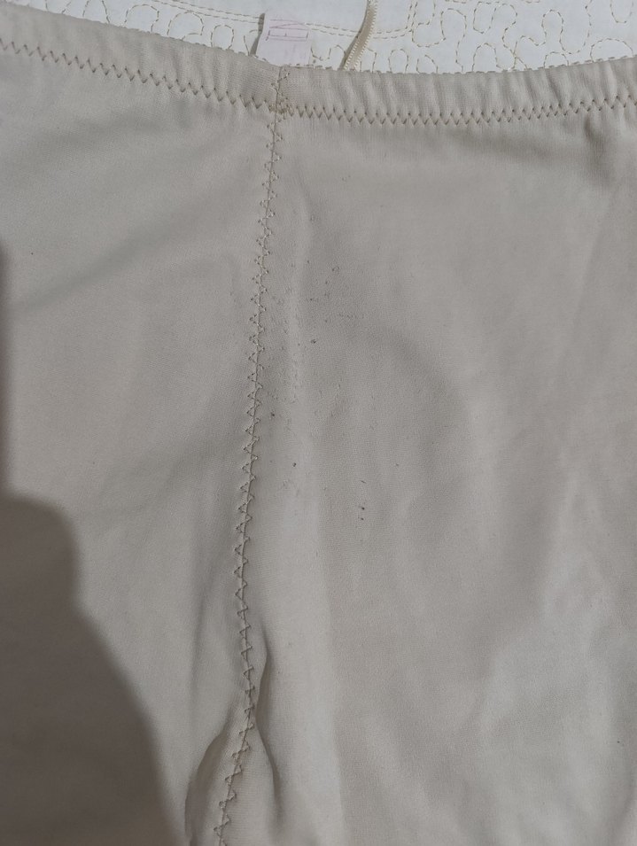 Bej korse ve külot - Görsel 3