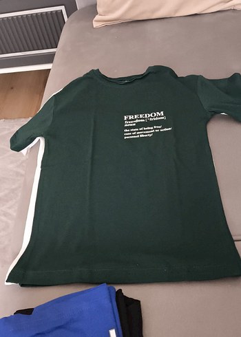 Mango Kids Erkek Siyah mavi beyaz yeşil Baskılı Kısa Kollu Tişört adet 150