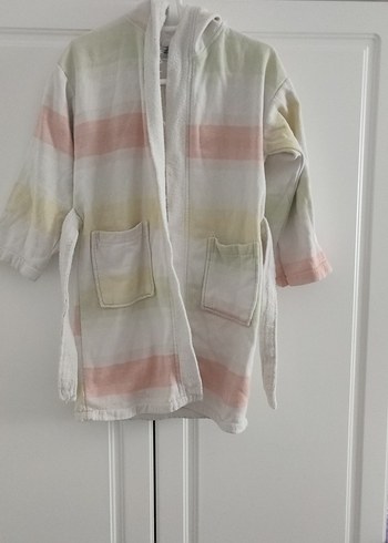 Çocuk Pastel Renkli Bağlama Desenli Bornoz - Görsel 2