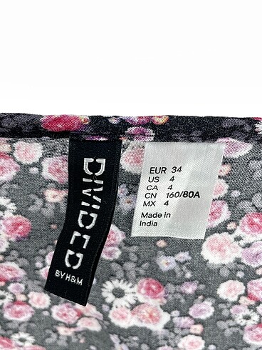 34 Beden çeşitli Renk H&M Kısa Elbise %70 İndirimli.