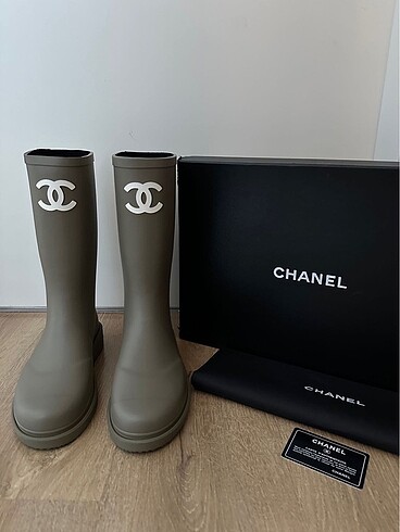 Chanel Bot