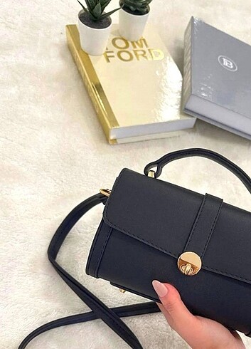 Mango Bordo askılı çanta