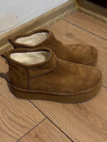 Diğer MİNİ UGG