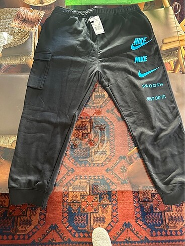 NIKE Esofman alti