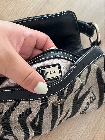  Beden Guess çanta