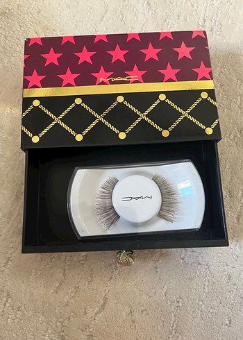 MAC Gri Tonlu Takma Kirpik - Görsel 7