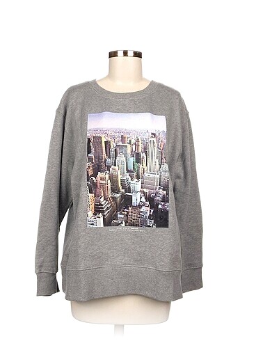 Zara Sweatshirt %70 İndirimli.