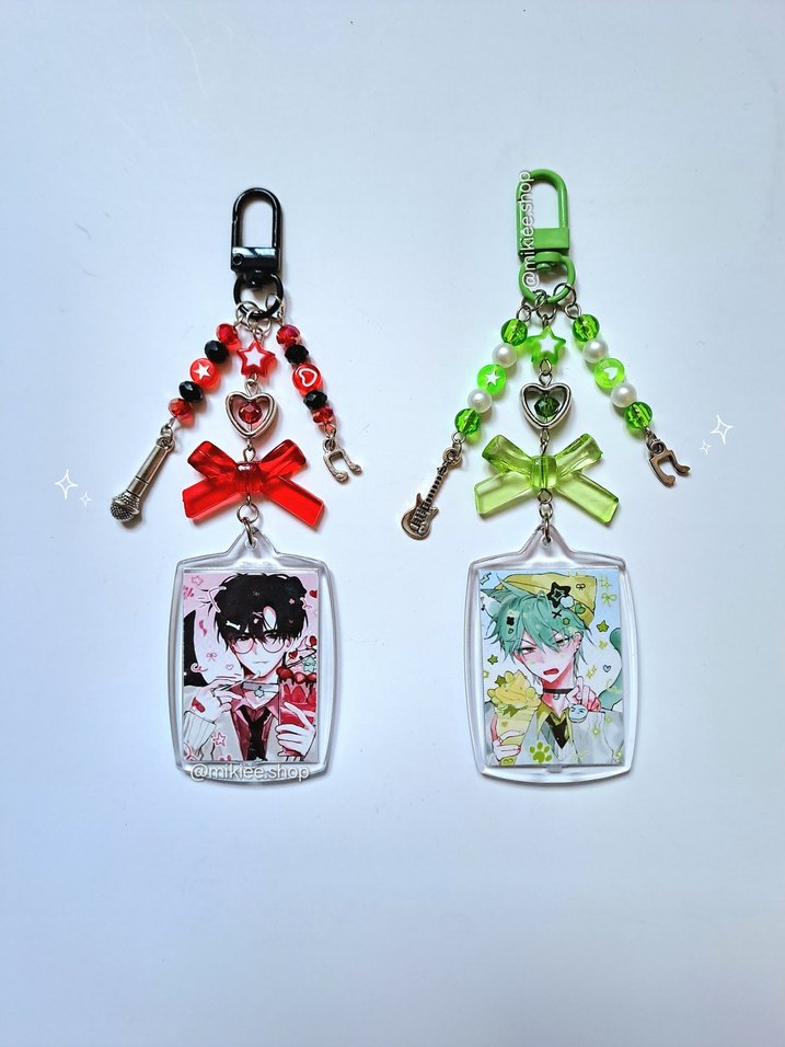 Alien Stage Sua & Mizi Çerçeveli Çanta Süsü / Anahtarlık - Görsel 2