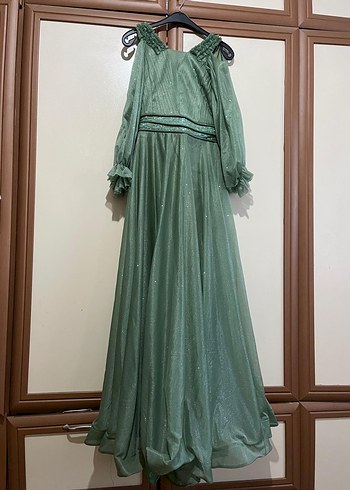 Yeşil Parlak Kayık Yaka Uzun Elbise - Görsel 5