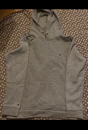 gri sweatshırt