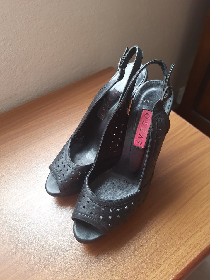 Tokalı Siyah Stiletto Topuklu Kadın Ayakkabı - Görsel 2