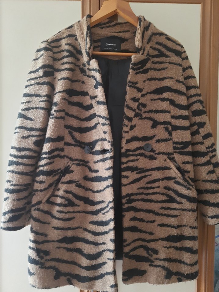 Zebra Desenli Kahverengi Kadın Midi Kaban - Görsel 2