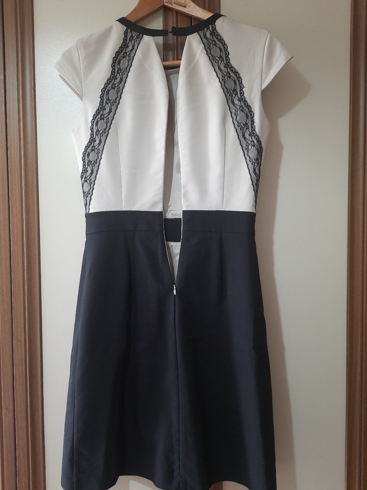 Dantel Detaylı Siyah Beyaz Midi Elbise - Görsel 4