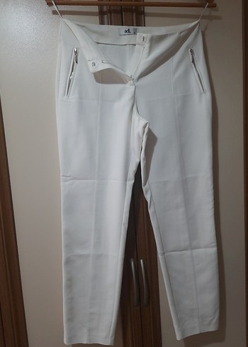 adil Işık Beyaz Fermuarlı Kadın Kumaş Pantolon - Görsel 2