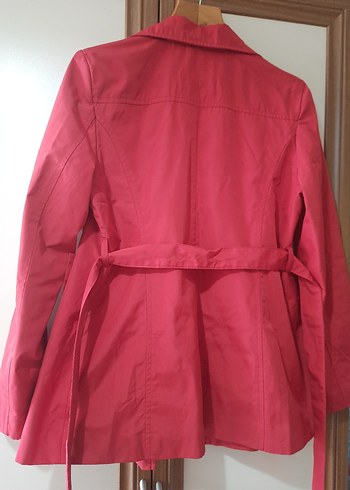 Düğmeli kırmızı Kadın Trençkot - Görsel 2