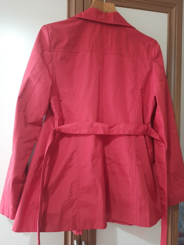 Düğmeli kırmızı Kadın Trençkot - Görsel 2