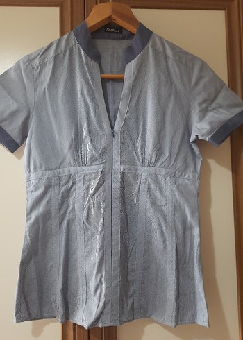 Düğmeli V Yaka Gri Keten Kadın Gömlek - Görsel 3