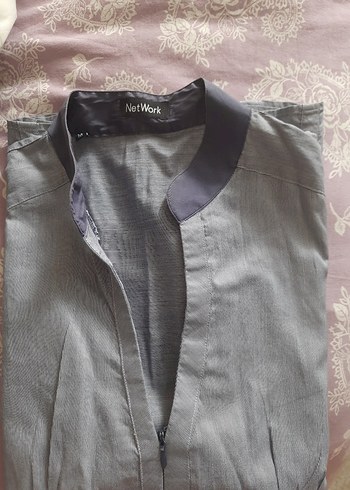 Düğmeli V Yaka Gri Keten Kadın Gömlek - Görsel 5