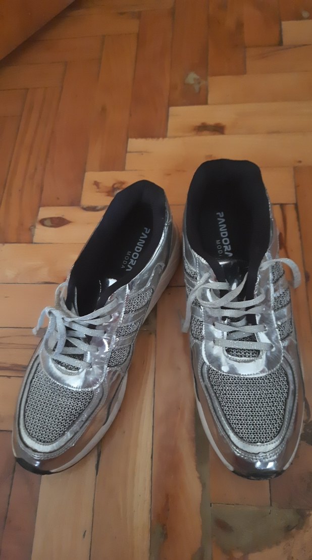 Gri Metalik Bağcıklı Kadın Spor Ayakkabı - Görsel 3