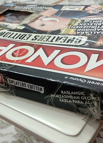  MONOPOLY CHEATERS EDITION