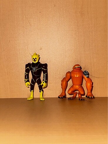 BEN10 eski nesil ilk çıkan özel kombinlenen oyuncaklar