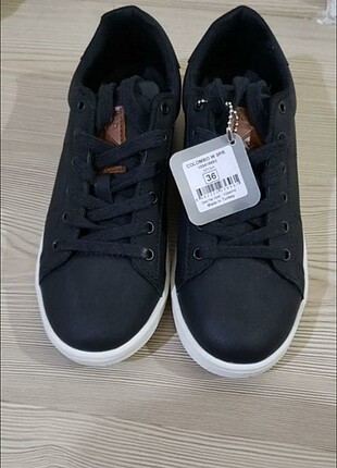 Kinetix Sneaker