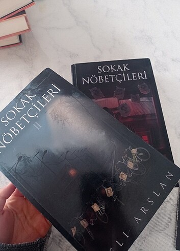 Sokak Nöbetçileri (1,2) okuma kitabı