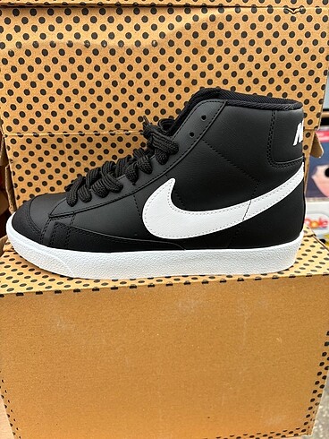 Nike spor