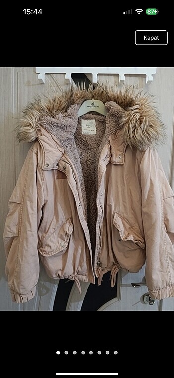 Bershka Mont