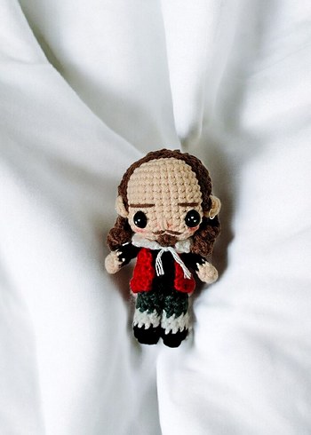 Shakespeare örgü figür anahtarlık